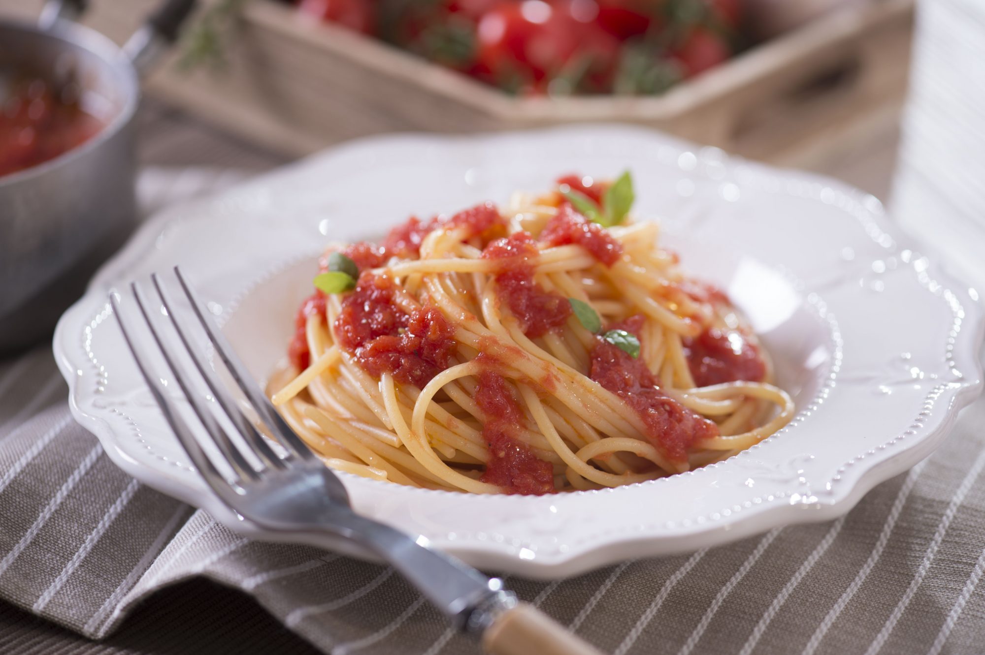 spaghetti pomodoro e basilico_alta
