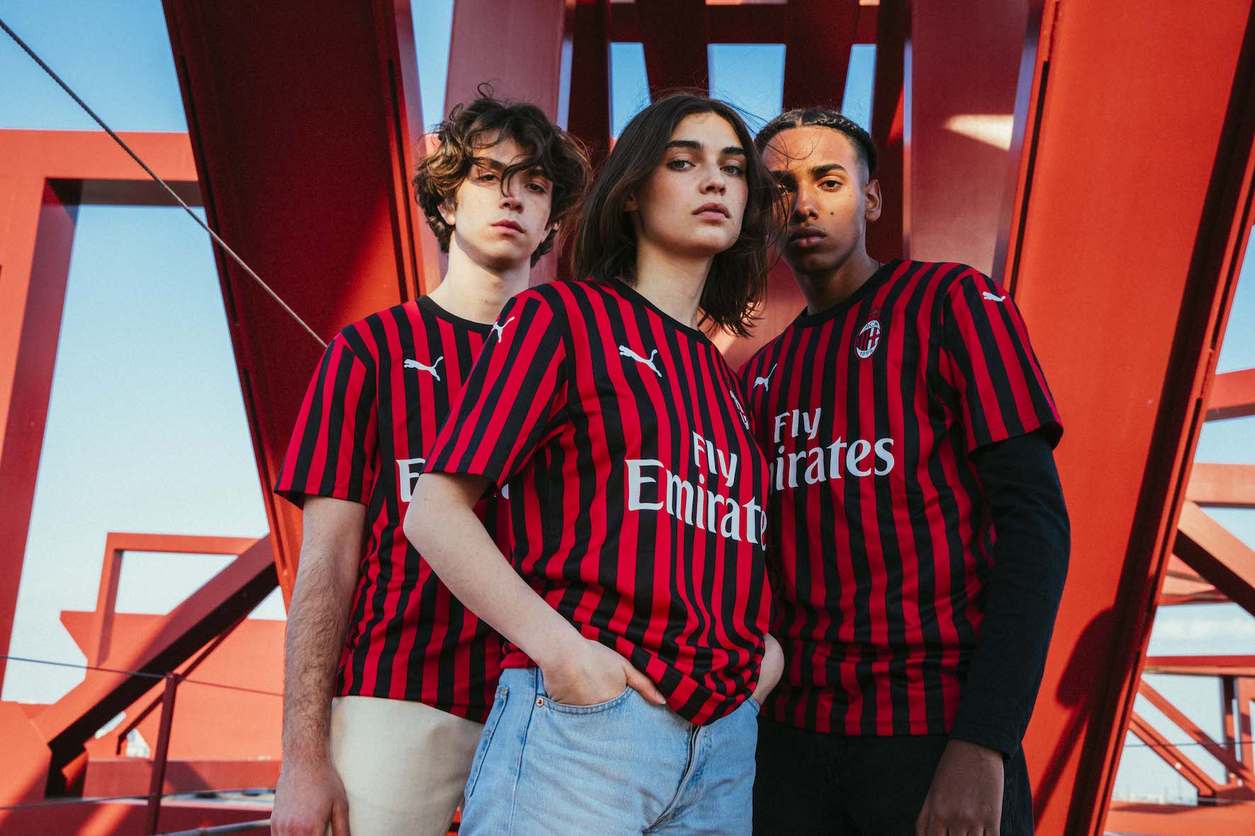 AC Milan ha debuttato con il nuovo Home Kit 2019/20 by Puma -  Myfitnessmagazine