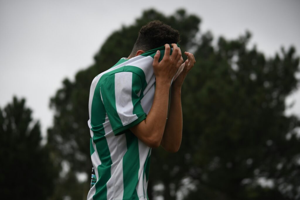 <b>Sport e scuola, l&rsquo;equilibrio difficile:</b> 6 ostacoli che possono danneggiare i giovani atleti
